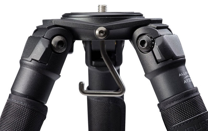 1014150_B.jpg - Induro AT203 Grand Series EP 8M Tripod - Image 2