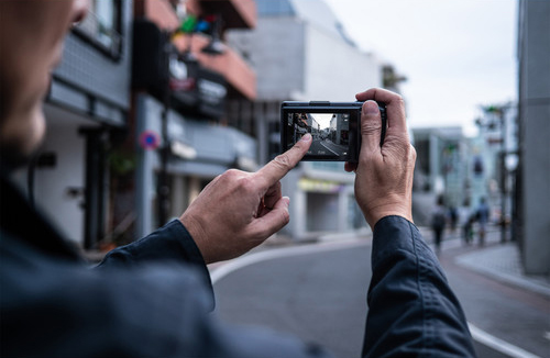 1016030_D.jpg - Ricoh GR III Street  Edition  Camera - Image 4