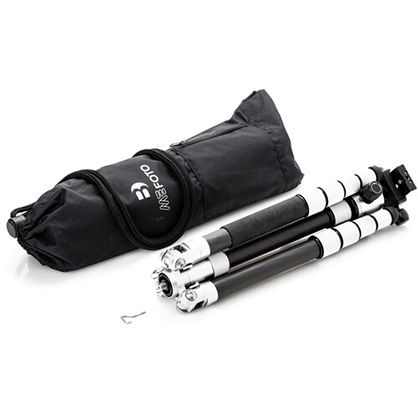 1018430_B.jpg - MeFOTO RoadTrip PRO Carbon Fiber Series 1 (6 in 1) CF Tripod in Silver - Image 2
