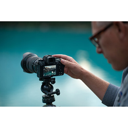 1018880_C.jpg - Nikon NIKKOR Z 24-120mm f/4 S Lens + $150 Cashback