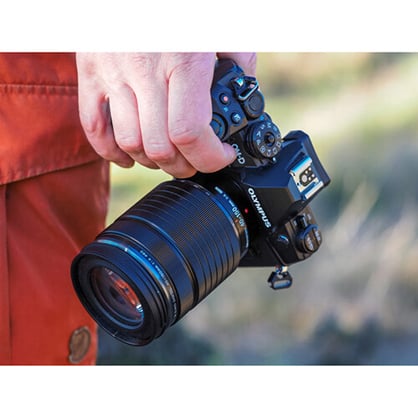 1019250_E.jpg - OM SYSTEM M.Zuiko Digital ED 40-150mm F4 Pro Lens  + Bonus $200 Cashback - Thumbnail 5