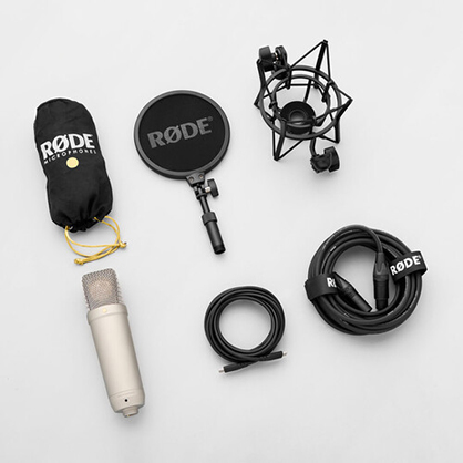 1020510_E.jpg - RODE NT1 5th Generation Large-Diaphragm Cardioid Condenser XLR/USB Mic Silver - Image 5