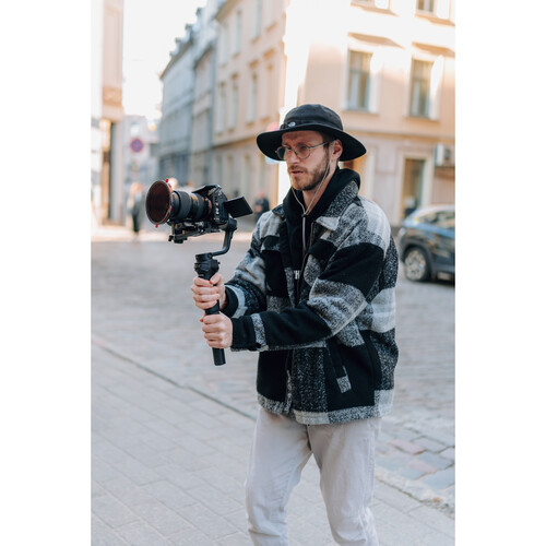 1021370_C.jpg - Zhiyun WEEBILL-3 S Handheld Gimbal Stabilizer with Built-In Fill Light - Thumbnail 3