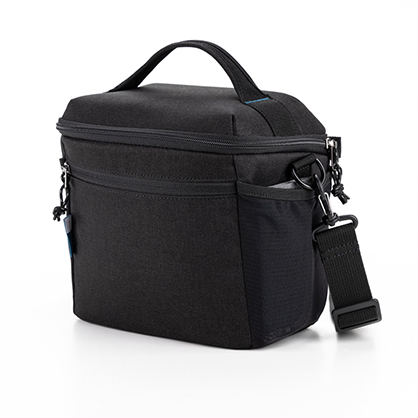 1021600_B.jpg - Tenba Skyline V2 8 Shoulder Bag Black - Image 2