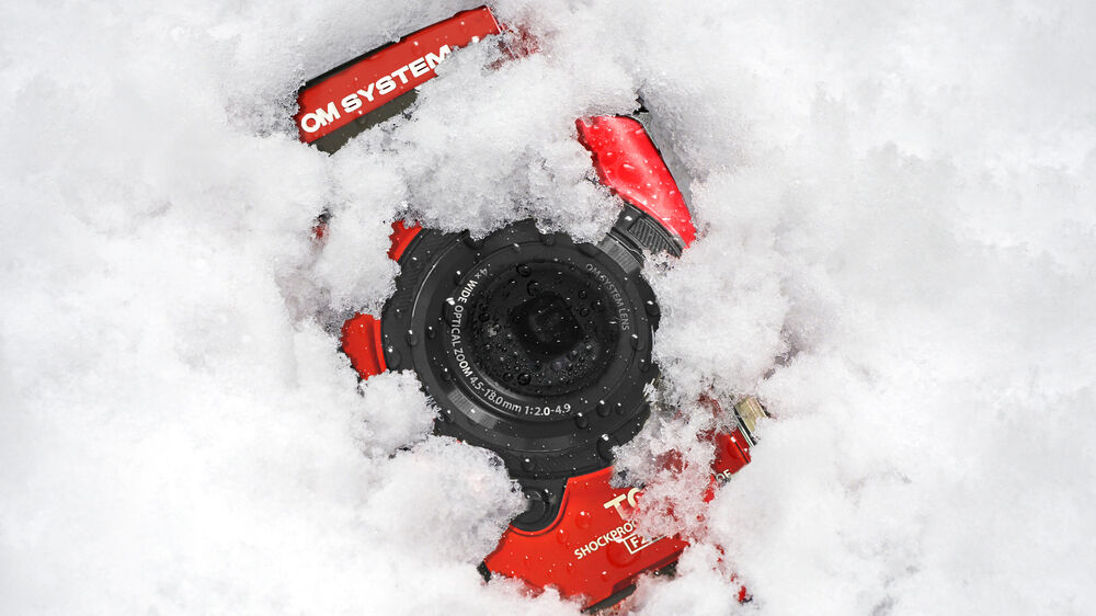 1021680_E.jpg - OM SYSTEM Tough TG-7 Digital Camera (Black) - Image 5