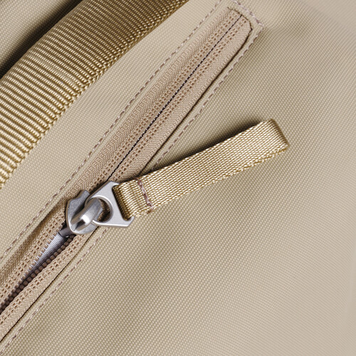 1023000_C.jpg - Urth Arkose 20L Backpack with Camera Insert (Beige) - Thumbnail 3