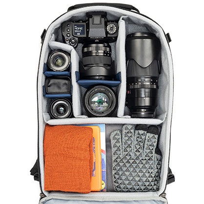 1023170_C.jpg - ThinkTank Mirrorless Mover Backpack Marine Blue
