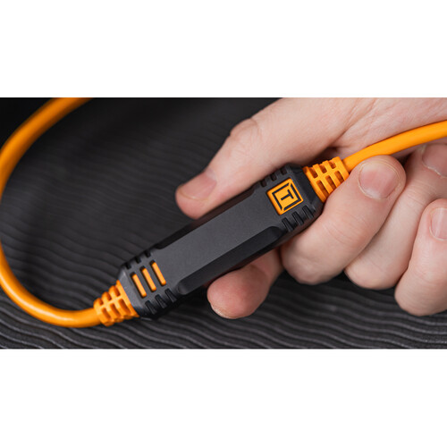 1023180_B.jpg - Tether Tools Pro USB-C Straight to Right-Angled Cable 9.4 Metre Orange - Image 2
