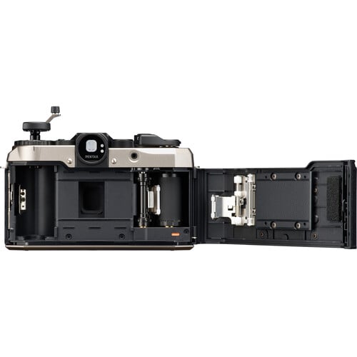 1023190_C.jpg - Pentax 17 Half Frame Film Camera