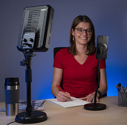 1024480_B.jpg - Kaiser 5852 PL24 Vario 2Kit Desktop Lighting Kit - Image 2