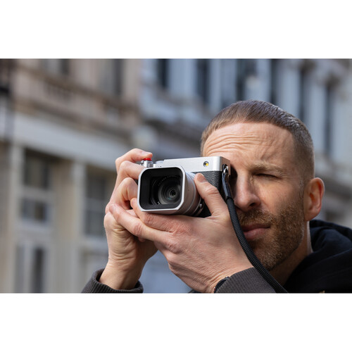 1024560_G.jpg - FUJIFILM GFX100RF Digital Camera (Silver) - Image 7