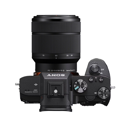 1026610_A.jpg - Sony Alpha a7 III FE 28-70mm F3.5-5.6 OSS II Lens Kit - Image 1