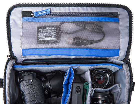 1013121_A.jpg - ThinkTank Mirrorless Mover 25i Dark Blue - Image 1