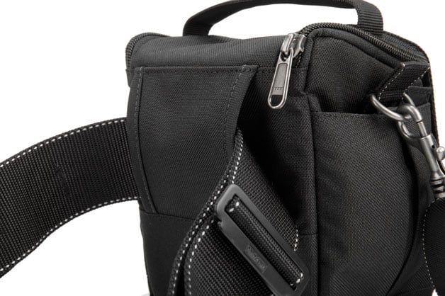 1013351_E.jpg - ThinkTank Mirrorless Mover 5 - Deep Red - Image 5