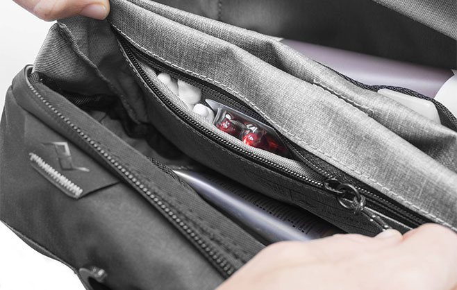 1015031_C.jpg - Peak Design Travel Wash Pouch Black - Thumbnail 3