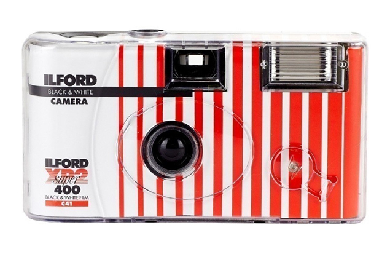 Ilford XP2 Super – Pellicola Bianco E Nero 35mm ISO 400, Sviluppo C41, Grana Fine E Contrasto Elevato