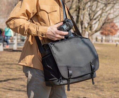 1018961_E.jpg - Tenba DNA 16 Pro Camera Messenger Bag (Black) - Thumbnail 5