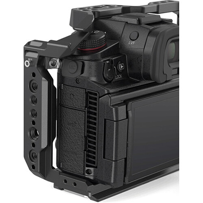 1019301_C.jpg - SmallRig Full Cage Panasonic GH6 3784 - Image 3