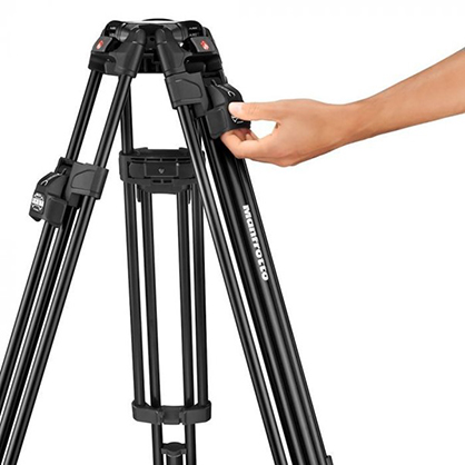 1020061_C.jpg - Manfrotto 645 Fast Aluminum Twin Leg Mid Spreader Tripod - Image 3
