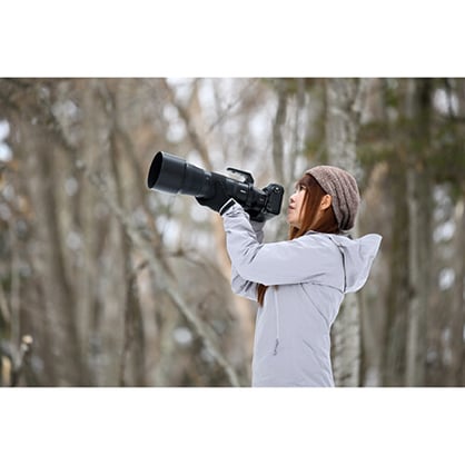 1021341_B.jpg - Nikon NIKKOR Z 180-600mm f/5.6-6.3 VR Lens + $250 Cashback