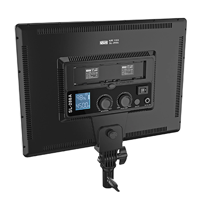 1021521_A.jpg - Newell LED Air 1100 Light - Image 1