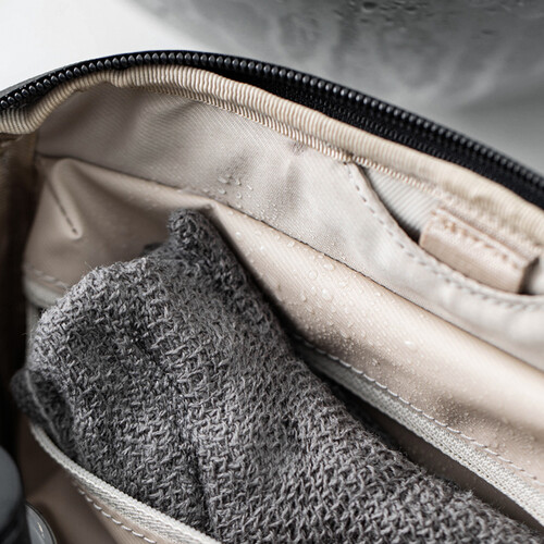 1021881_E.jpg - PGYTECH Wash Pouch (Twilight Black) - Thumbnail 5