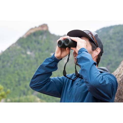 1022261_B.jpg - Nikon PROSTAFF P7 10x42 Binoculars - Thumbnail 2