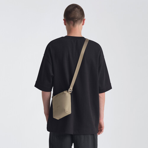 1023031_B.jpg - Urth Andesite Camera Pouch (Beige, 2L) - Image 2