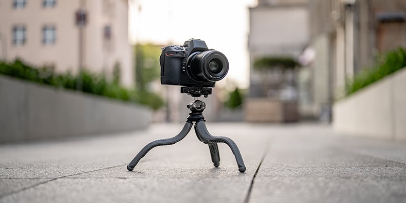 1025981_C.jpg - Newell Torsio Flexible Tripod for camera and phone - Image 3