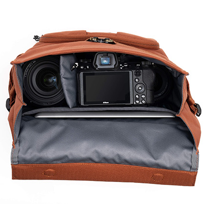 1026791_C.jpg - ThinkTank FocusPoint Crossbody Bag 8L Urban Rust - Image 3