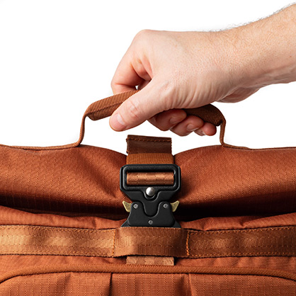 1026791_G.jpg - ThinkTank FocusPoint Crossbody Bag 8L Urban Rust - Image 7