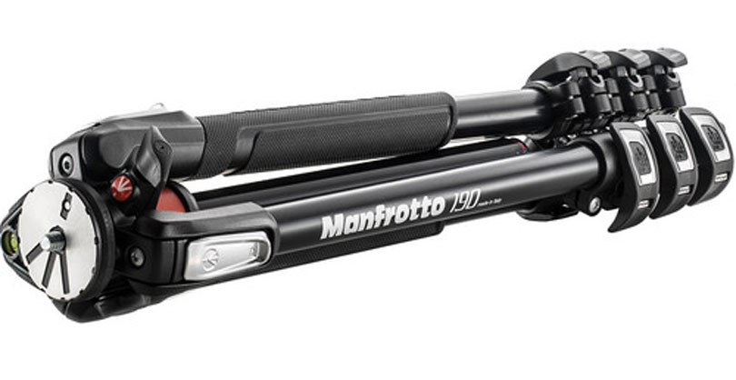 1009632_C.jpg - Manfrotto 190XPRO4 4 Section Alum Tripod - Image 3