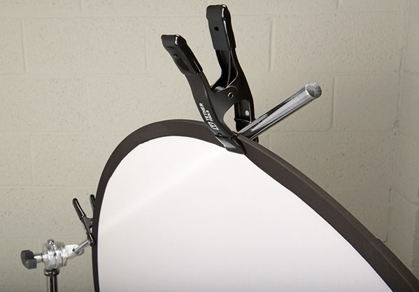 1011422_B.jpg - Tether Tools Solid Pony A Spring Clamp 2 Black - Image 2