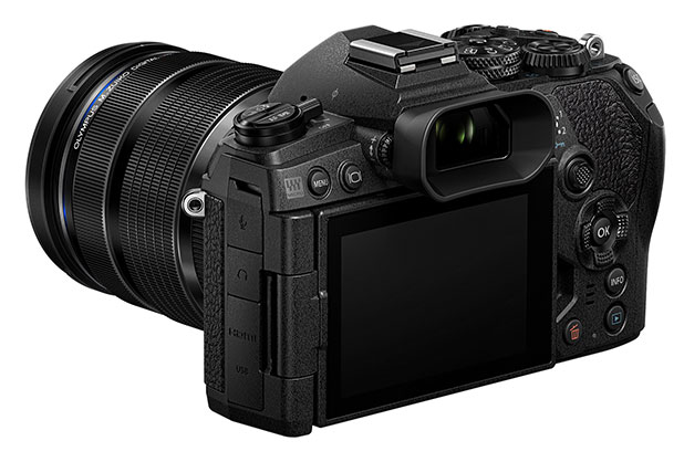 1015922_C.jpg - Olympus OM-D E-M1 Mark III Camera +12-40mm Black kit - Thumbnail 3