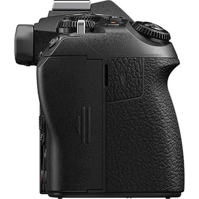1015922_E.jpg-oly-om-d-e-m1-mark-iii-camera-12-40mm-black-kit