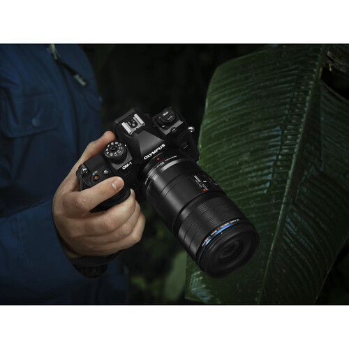 1020482_D.jpg - OM SYSTEM M.Zuiko Digital ED 90mm f/3.5 Macro IS PRO Lens  + Bonus $200 Cashback - Image 4