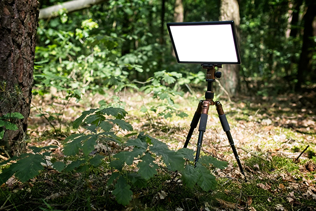 1021522_E.jpg - Newell Air 650i Rechargable LED Light - Thumbnail 5