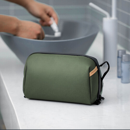 1021882_C.jpg - PGYTECH Wash Pouch (Moss Green)