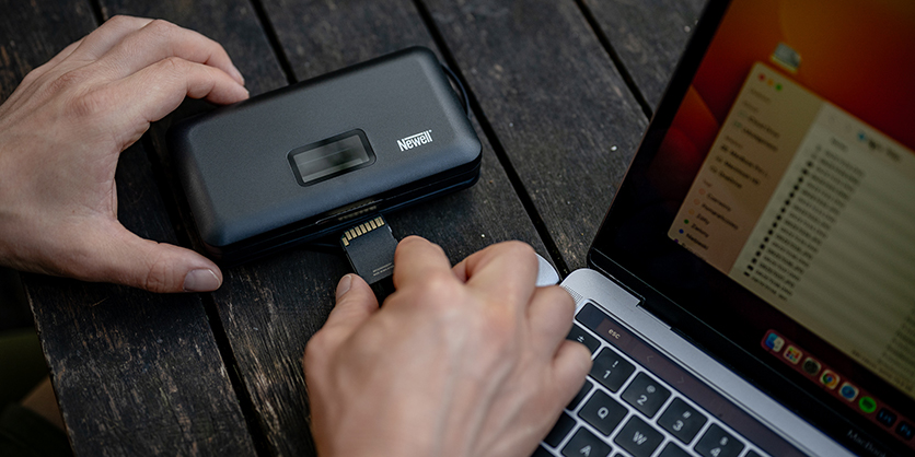 1023192_D.jpg - Newell LCD dual charger with power bank and SD card reader for Nikon EN-EL15 - Image 4