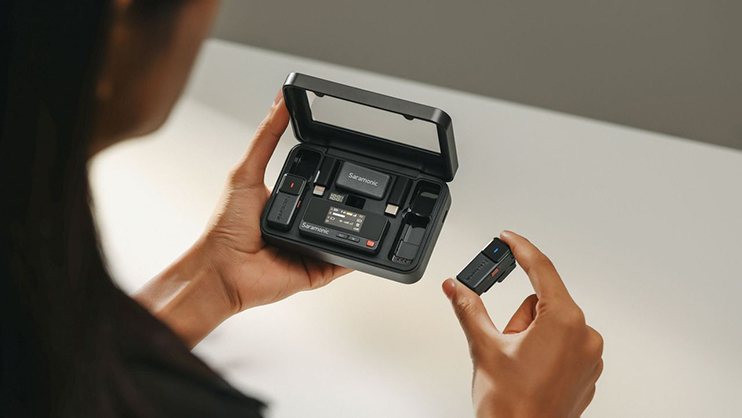 1024802_E.jpg - Saramonic Air 2-Persons Wireless Microphone + 2 Lavalier Mics - Thumbnail 5