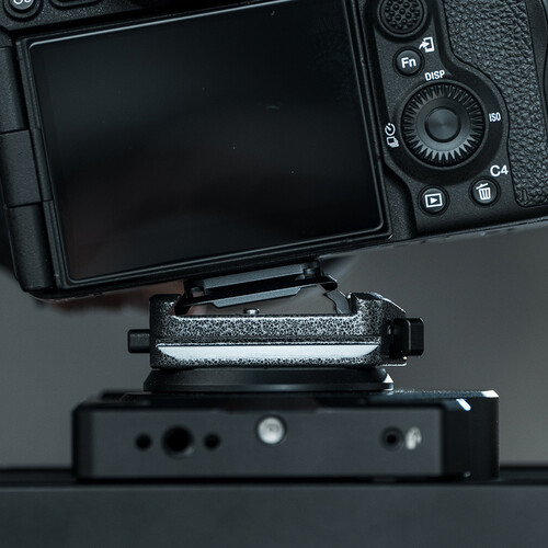 1024812_B.jpg - PGYTECH Arca-Type Quick Release Clamp and Plate - Thumbnail 2