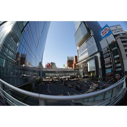 1024942_C.jpg - Laowa 8-15mm f/2.8 Fisheye Lens (Sony E) - Image 3
