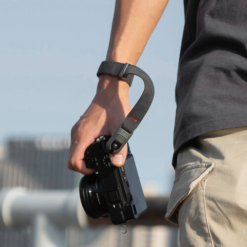 1025292_A.jpg - PGYTECH Camera Wrist Strap Air (Deep Grey) - Thumbnail 1