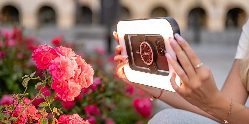 1025982_C.jpg - Newell Freya MagSafe RGB LED Light - Thumbnail 3