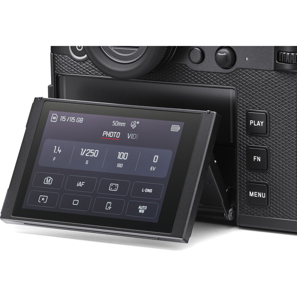 1026492_B.jpg - Leica SL3-P Mirrorless Camera with 24-70mm  &  70-200mm Lenses - Image 2