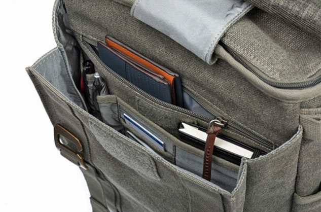 1015903_C.jpg - ThinkTank Retrospective Backpack 15 Black - Image 3