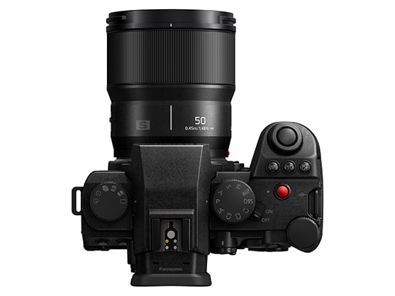 1020393_B.jpg - Panasonic S5IIX 50mm f1.8 Kit + Bonus S 85mm Lens