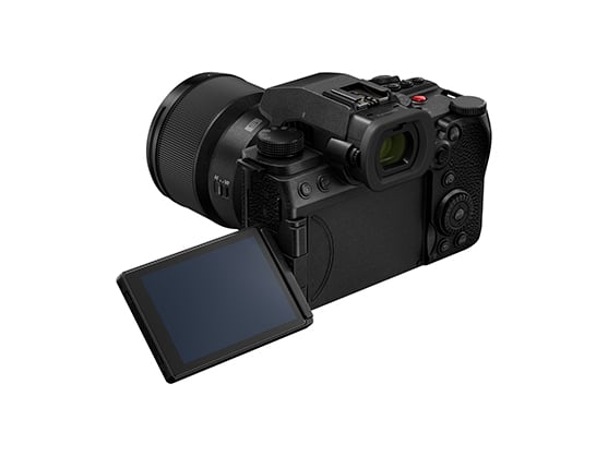 1020393_C.jpg - Panasonic S5IIX 50mm f1.8 Kit + Bonus S 85mm Lens