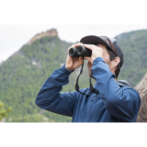 1022263_B.jpg - Nikon PROSTAFF P7 8x42 Binoculars - Image 2