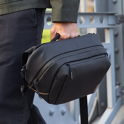 1023303_D.jpg - PGYTECH OneGo Solo Sling Bag V2 (Obsidian, 6L) - Image 3